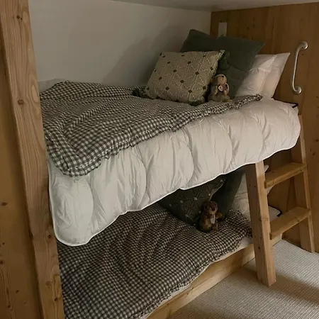 Apartment Luxury Sleeps 8
