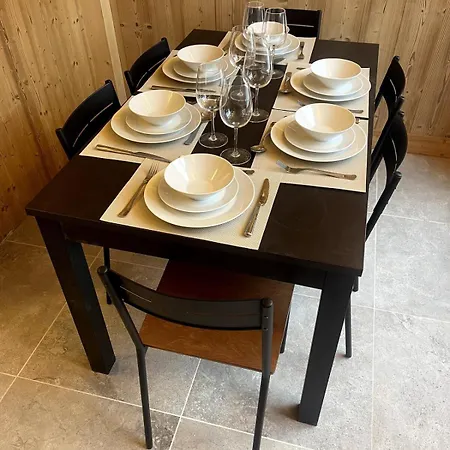Luxury Sleeps 8 Val Thorens